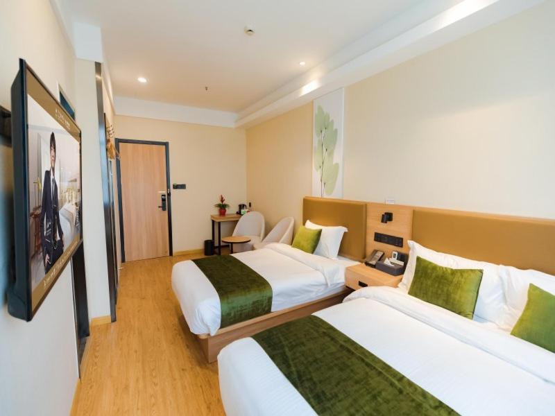 Greentree Inn Shanghai Huangxing Park Subway Station Express Hotel Екстер'єр фото