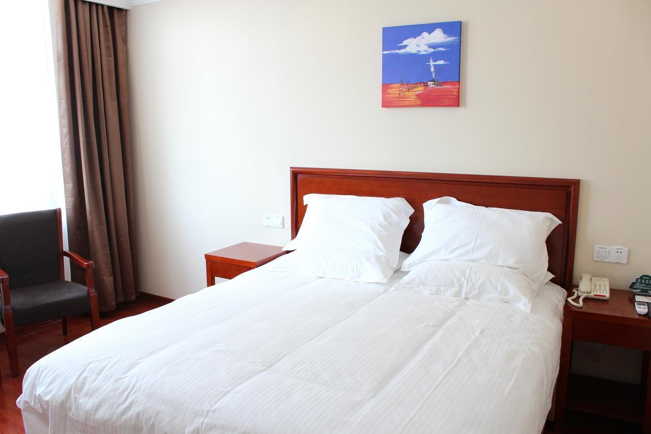 Greentree Inn Shanghai Huangxing Park Subway Station Express Hotel Екстер'єр фото