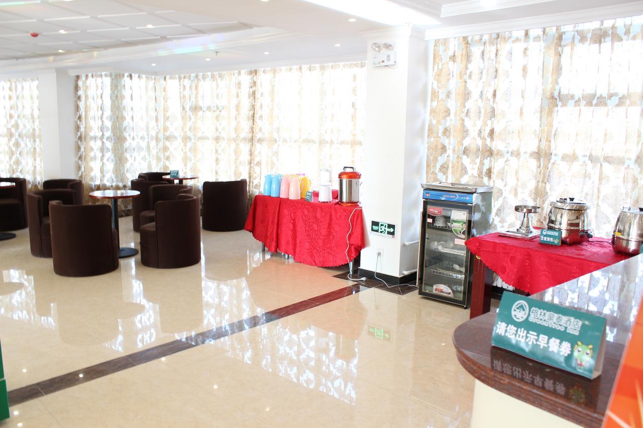 Greentree Inn Shanghai Huangxing Park Subway Station Express Hotel Екстер'єр фото